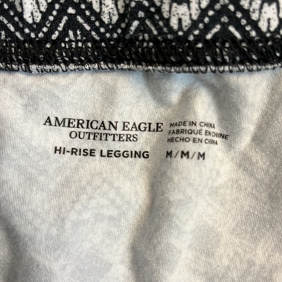 American Eagle black white leggings. Size medium. - Picture 8 of 9